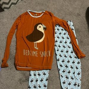 Kickee Pants Puffin Pajamas size 9